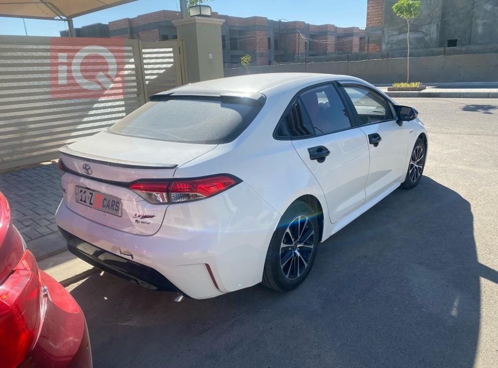 تۆیۆتا کۆرۆلا